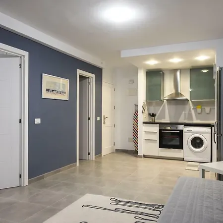 Full Center Of Americas, Renovated, High Floor Apartment Playa de las Americas (Tenerife)