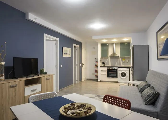 Full Center Of Americas, Renovated, High Floor 아파트