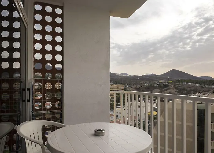 Full Center Of Americas, Renovated, High Floor *