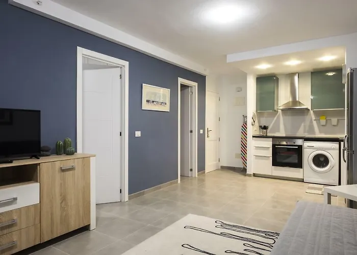 Full Center Of Americas, Renovated, High Floor