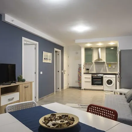 Full Center Of Americas, Renovated, High Floor Lejlighed